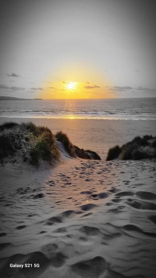 3.9. Tudor Court Hayle Bagian luar foto